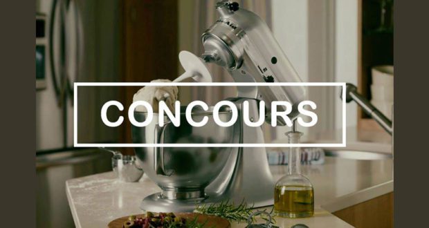 Mixeur KitchenAid de 4.7 litres avec bol en acier inoxydable poli