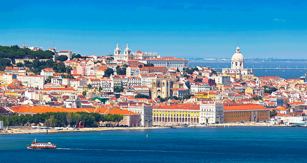 Voyage pour deux personnes au Portugal