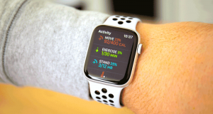 Montre Nike+ Apple Watch Series 4 (Valeur de 429$)