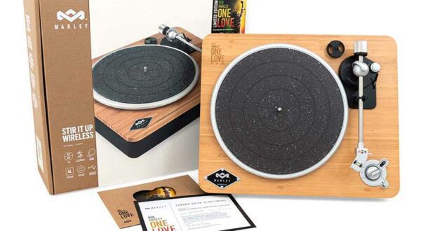 Gagnez 5 tourne-disque «One Love» de House of Marley